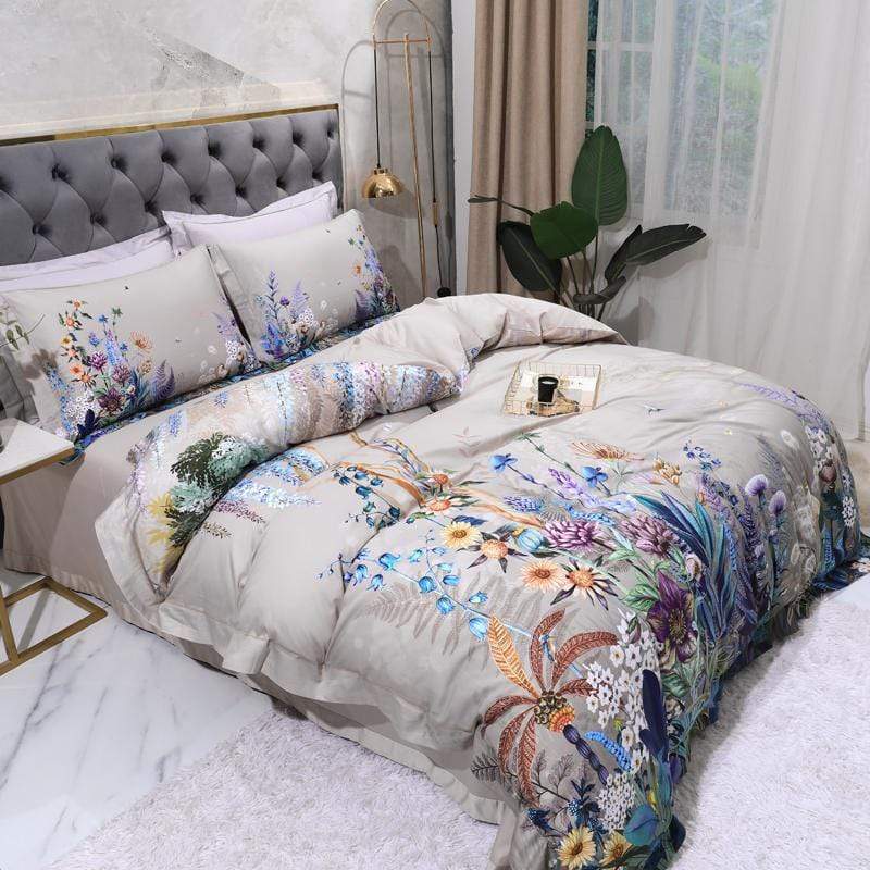 Botanical Duvet Cover Set in Floral Design – 4 or 6 Piece Options, Egyptian Cotton 7