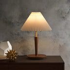 Chochin Table Lamp with Pleated Wood Design – Cozy LED Bedside Lamp for Elegant Bedroom Ambiance 0
