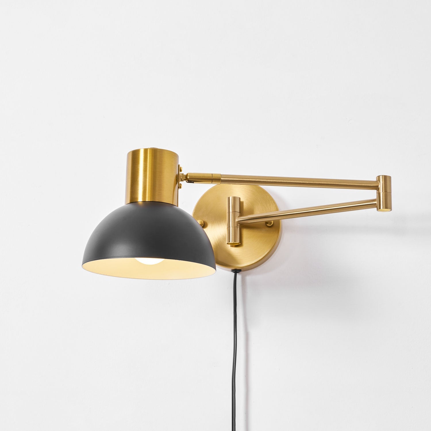 Contemporary Adjustable LED Wall Light Black Gold Finish 9