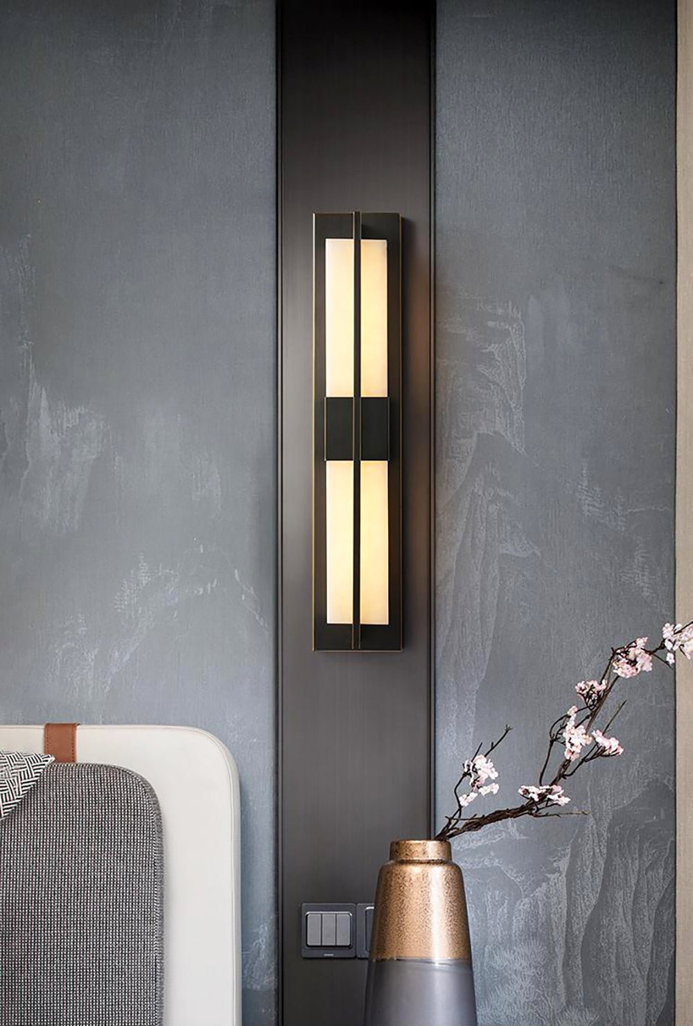 Elegant Brass Alabaster LED Wall Sconce Light Fixture 7