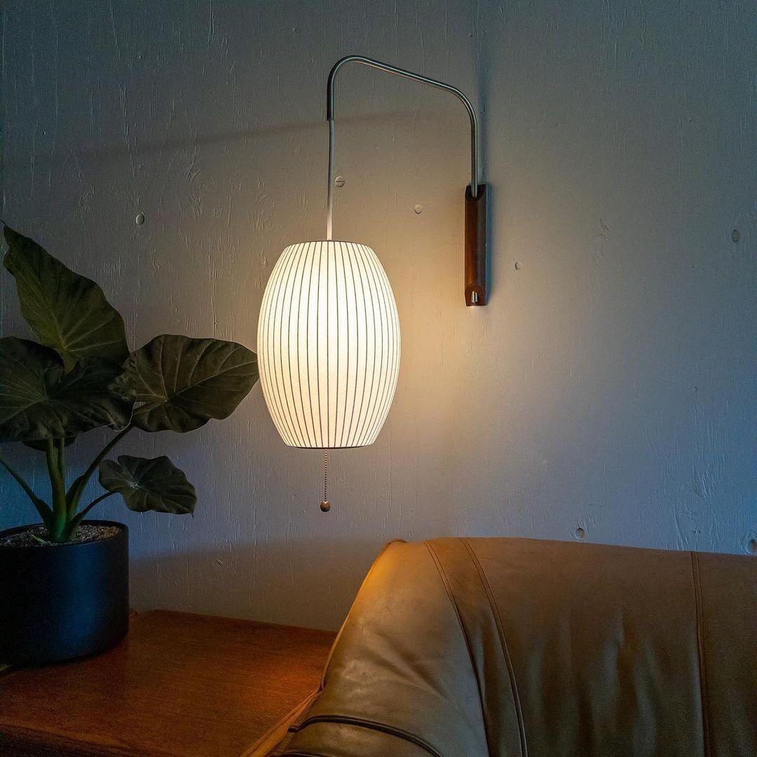 Elegant Curved LED Wall Sconce in Chrome Finish 4