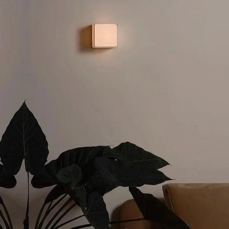 Elegant Fabric Shade Wall Light – Modern Sconce for Indoor Use 4