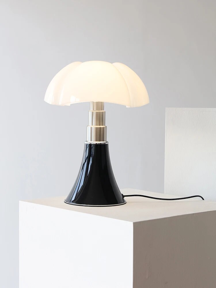 Elegant Floral Bedside Lamp Acrylic Steel White 6