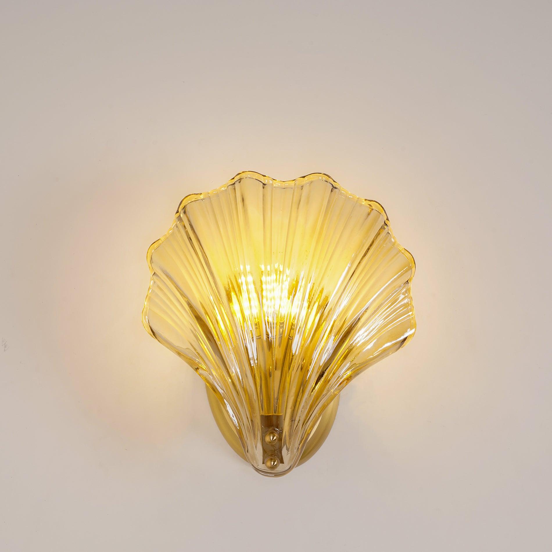 Elegant Shell Design LED Wall Sconce Brass Finish 9
