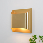 Elegant Wall Sconce Lighting with Warm Ambient Light – Modern Design for Sophisticated Interiors 2