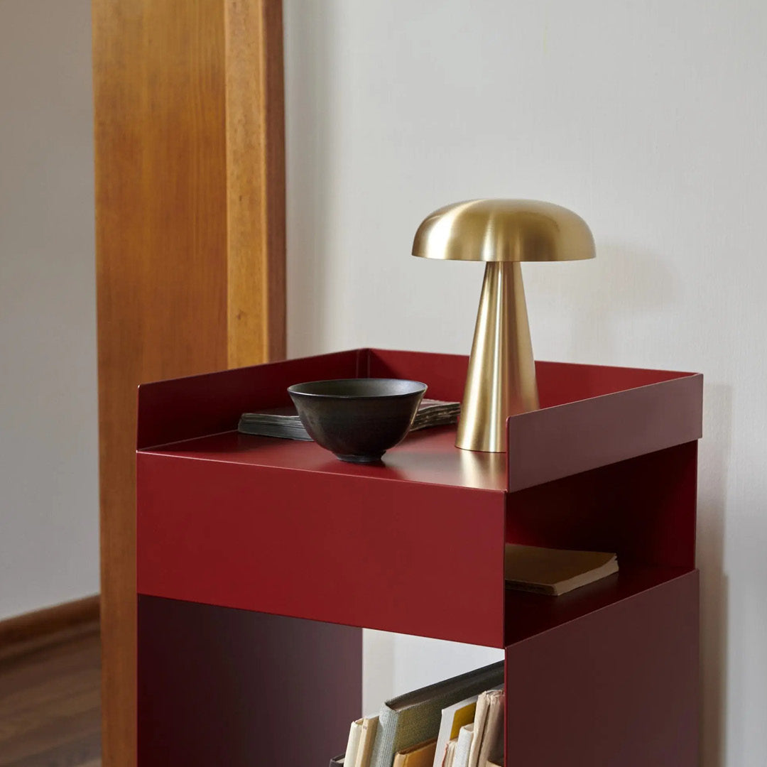 Elegant Wireless Table Lamp with Touch Controls – Battery Operated Metal and Acrylic Design for Bedside or Desk Use 4