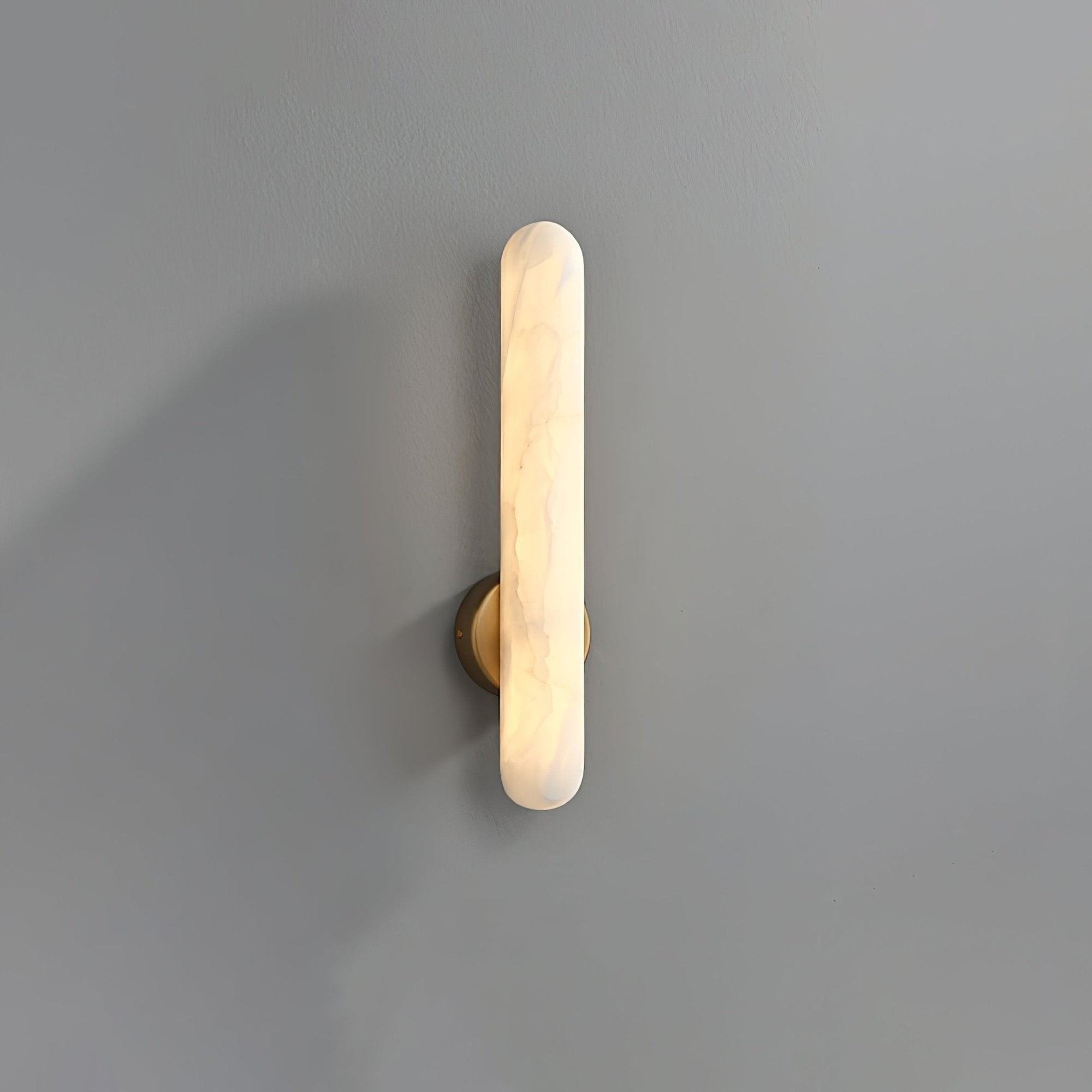 Minimalist Alabaster LED Wall Sconce With Brass Finish 0