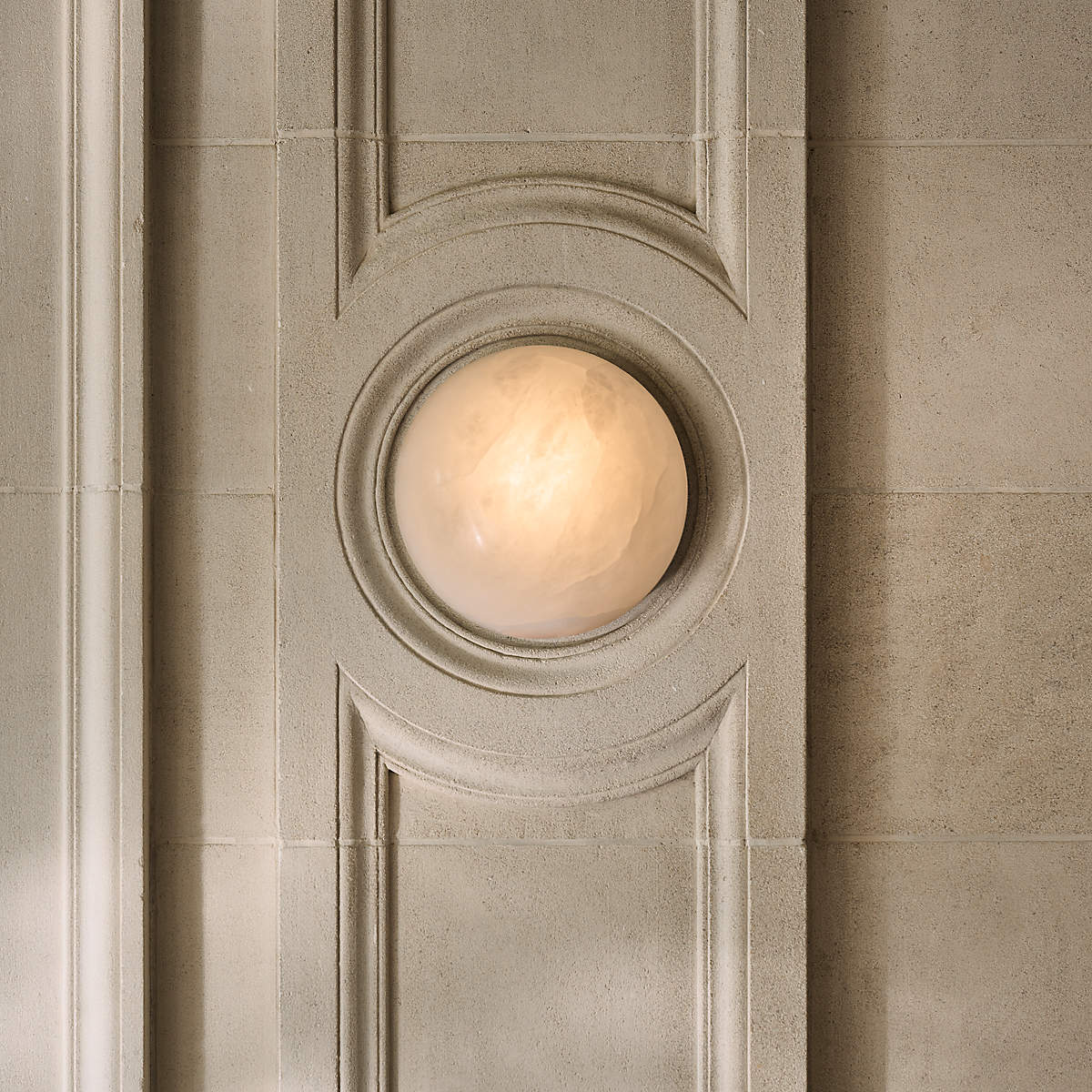 Minimalist Alabaster Wall Sconce Soft Glow Metal Finish 6