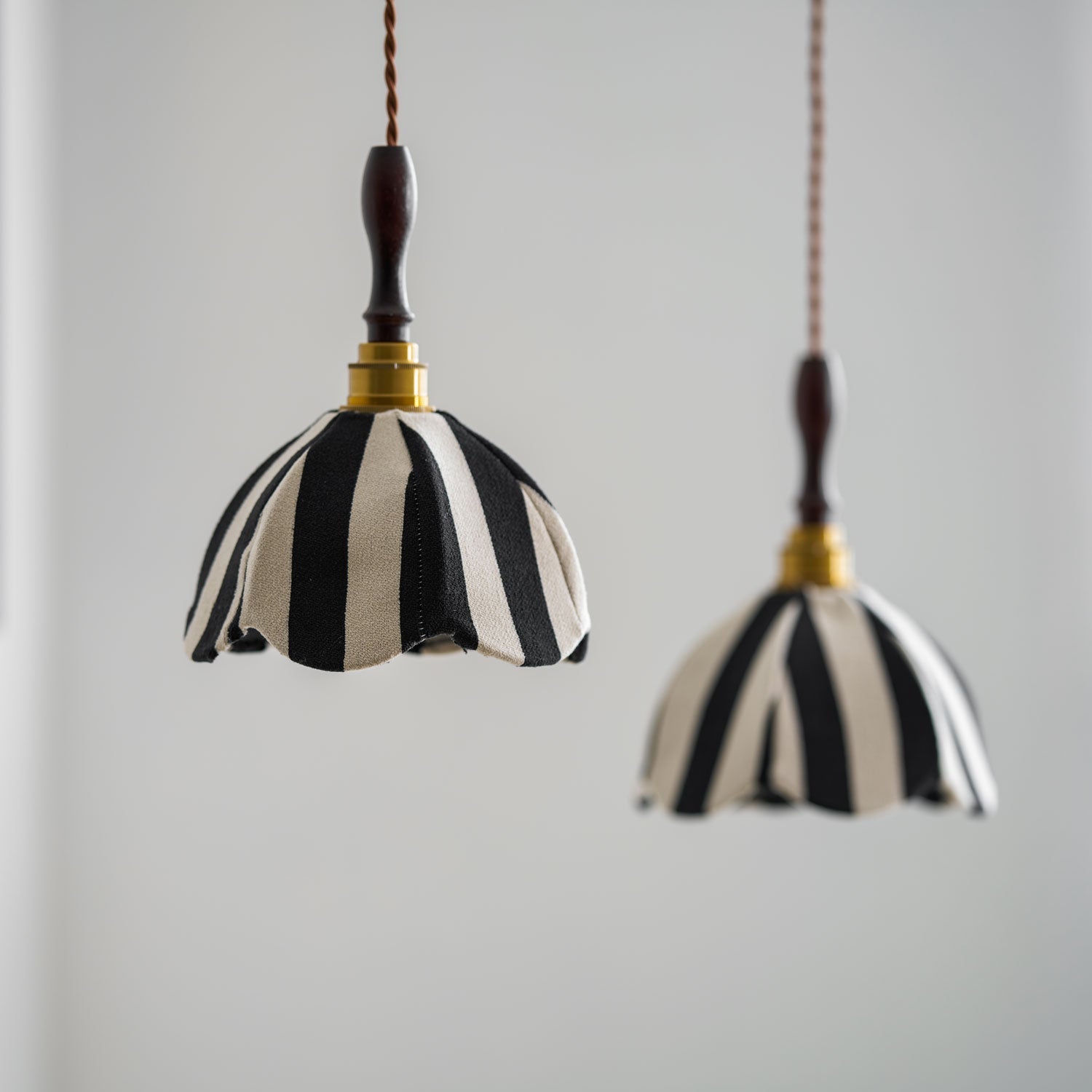Minimalist Pendant Light Fabric Adjustable Height Black Cream 5