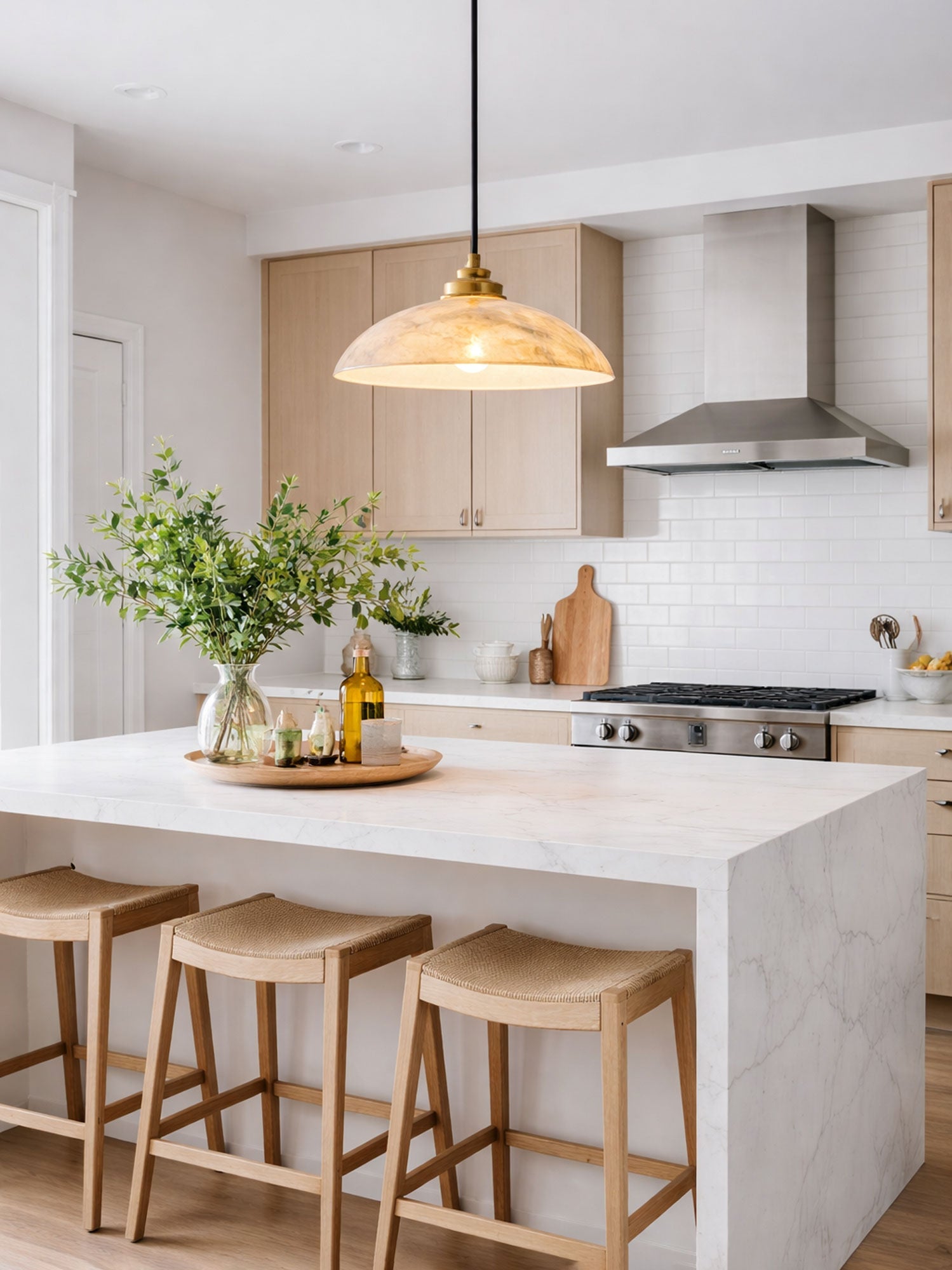 Minimalist Pendant Light White Alabaster Adjustable Height 5