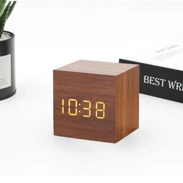 Minimalist Sunrise Alarm Clock With LED Display - Wood 5