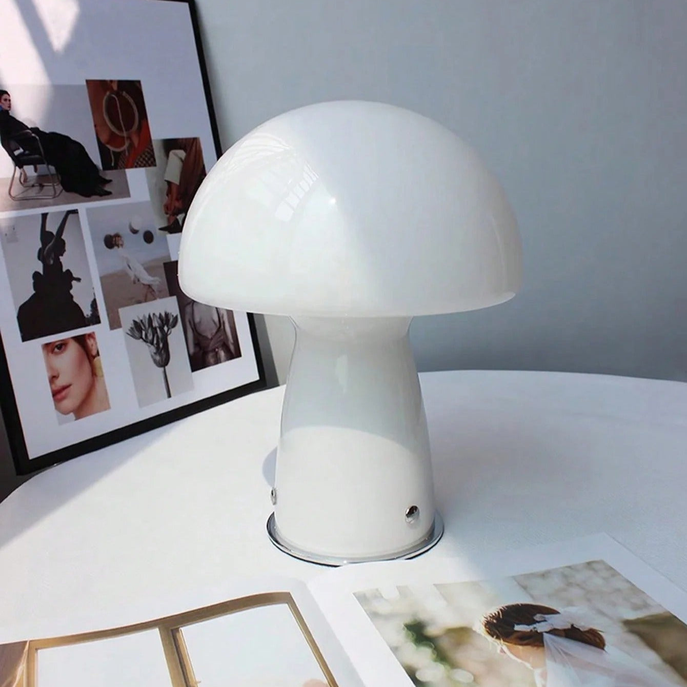 Modern Glass Mushroom Table Lamp with LED Light – Elegant Bedside or Desk Lamp for Home and Office Decor 2