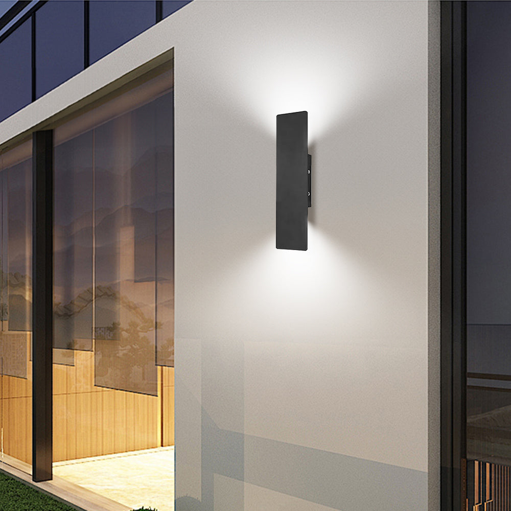 Modern IP65 Waterproof Outdoor Wall Light – Energy-Efficient LED Exterior Lantern 1
