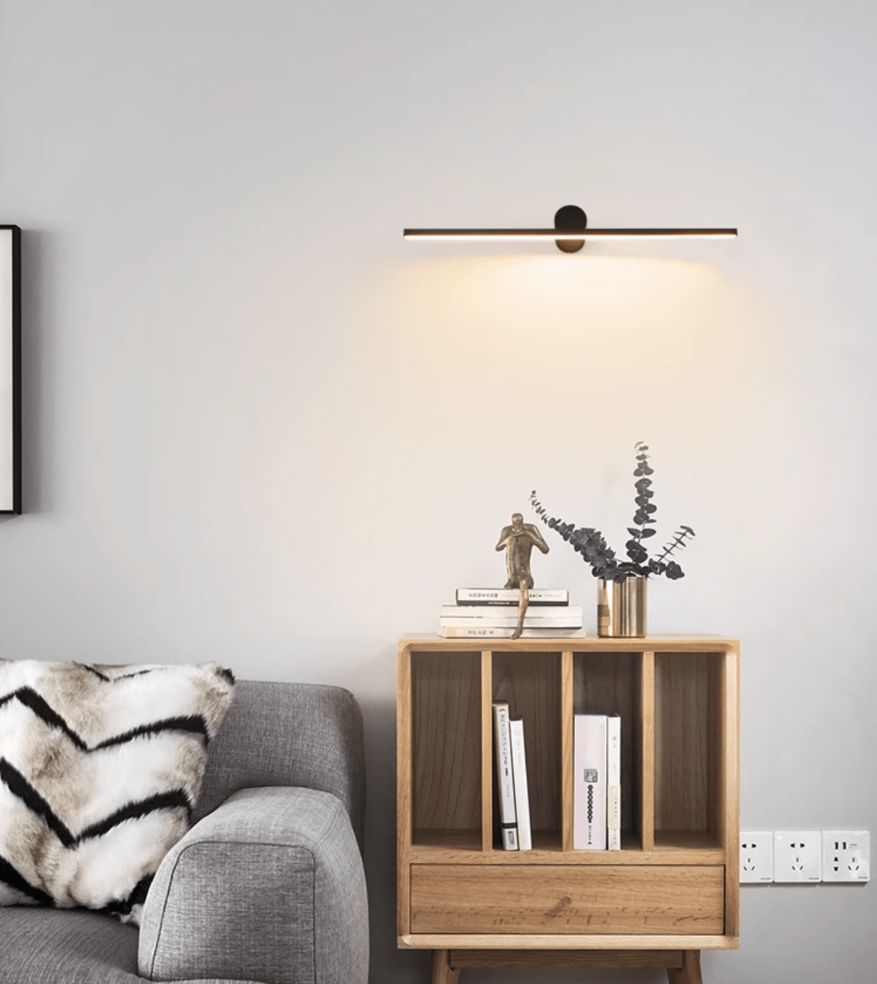 Modern Minimalist Dimmable LED Wall Light Black Metal 6
