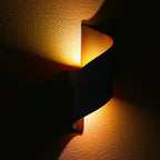 Modern Outdoor Wall Sconce Lamp – Waterproof Aluminum Exterior Wall Light with Integrated LED in Black and Gold 4