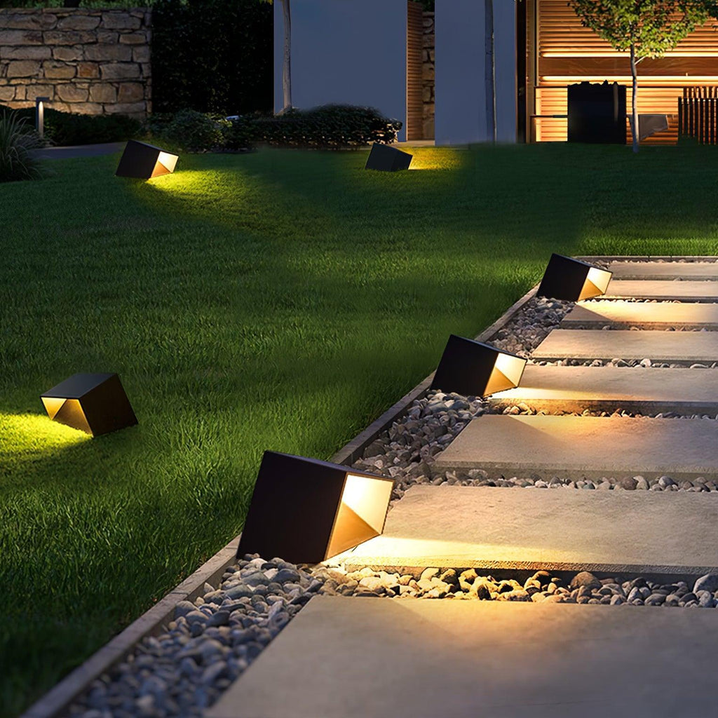 Modern Solar Outdoor Path Light Stainless Steel Automatic 6