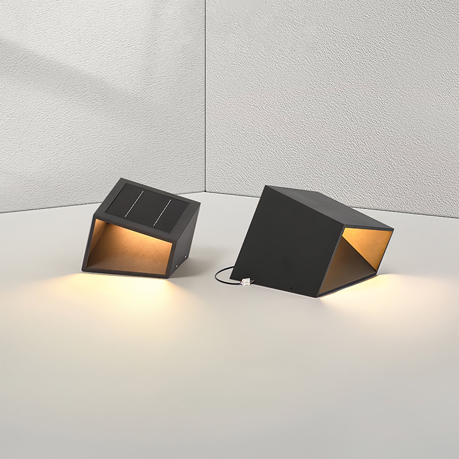 Modern Solar Outdoor Path Light Stainless Steel Automatic 9