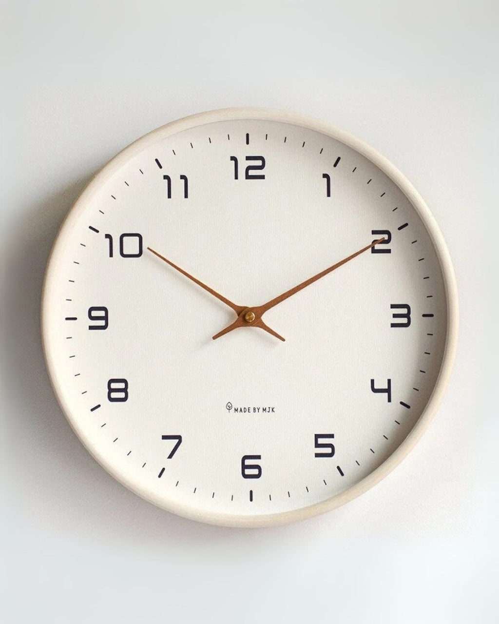 Modern Wall Clock Decor with Natural Wood Frame and Silent Quartz Mechanism - 12 Inch 5