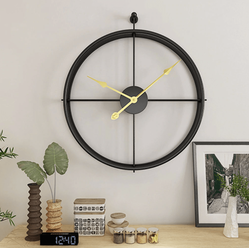 Modern Wall Clock, Openwork Design in Black or Gold Finish – Stylish Wall Clock Decor 5