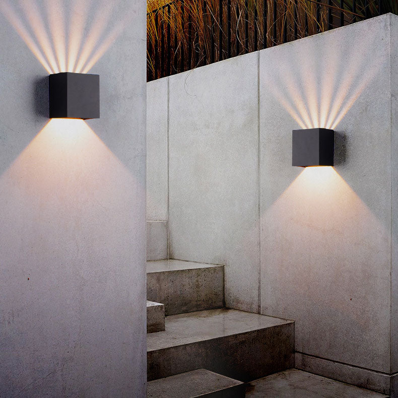 Modern Waterproof Aluminum Outdoor Wall Sconce Lamp with LED Light - 600 Lumens 9