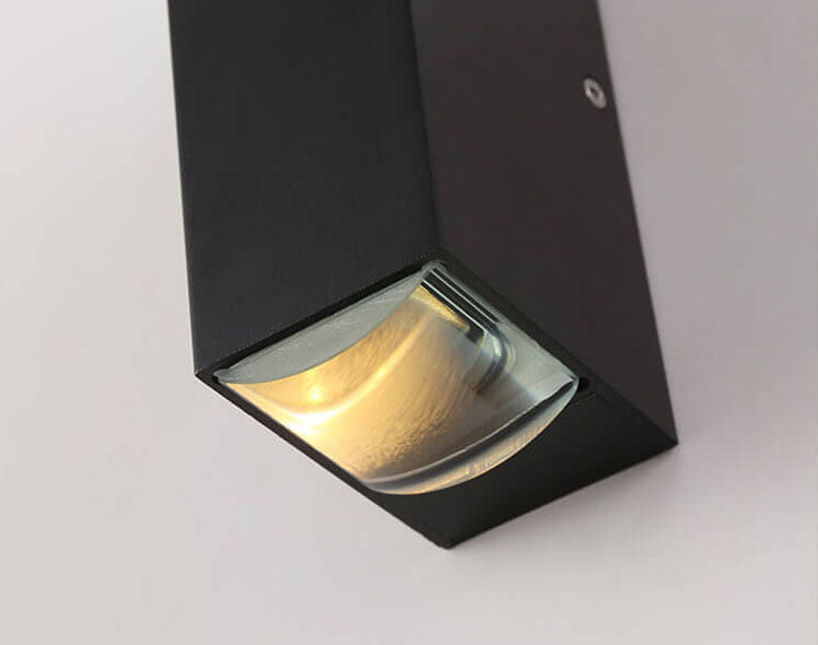 Modern Waterproof LED Outdoor Wall Lamp – Adjustable Black Aluminum Outdoor Wall Sconce for Patios and Fences 8