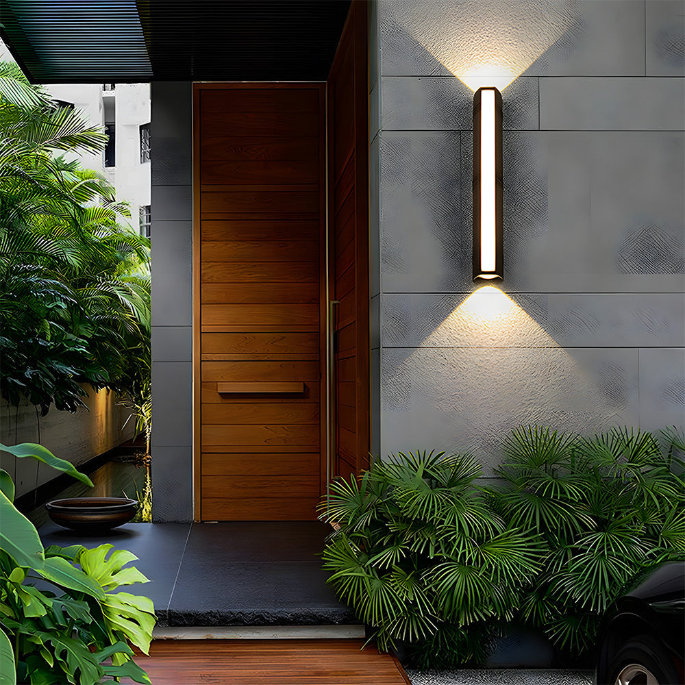 Modern Waterproof LED Outdoor Wall Light – Stylish Exterior Wall Lantern for Gardens and Entryways 1