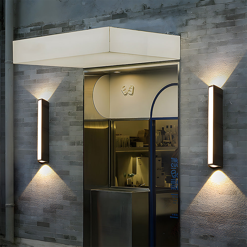 Modern Waterproof LED Outdoor Wall Light – Stylish Exterior Wall Lantern for Gardens and Entryways 4