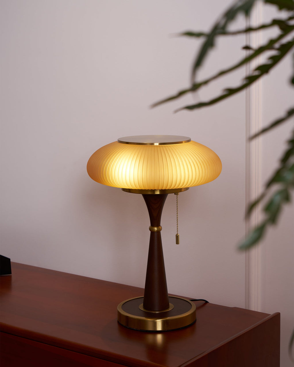 Mushroom Inspired Bedside Lamp Metal Glass Amber Finish 3