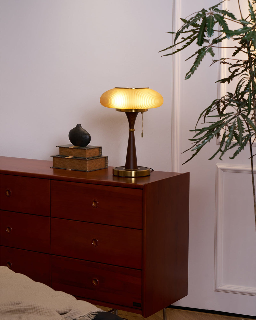 Mushroom Inspired Bedside Lamp Metal Glass Amber Finish 6