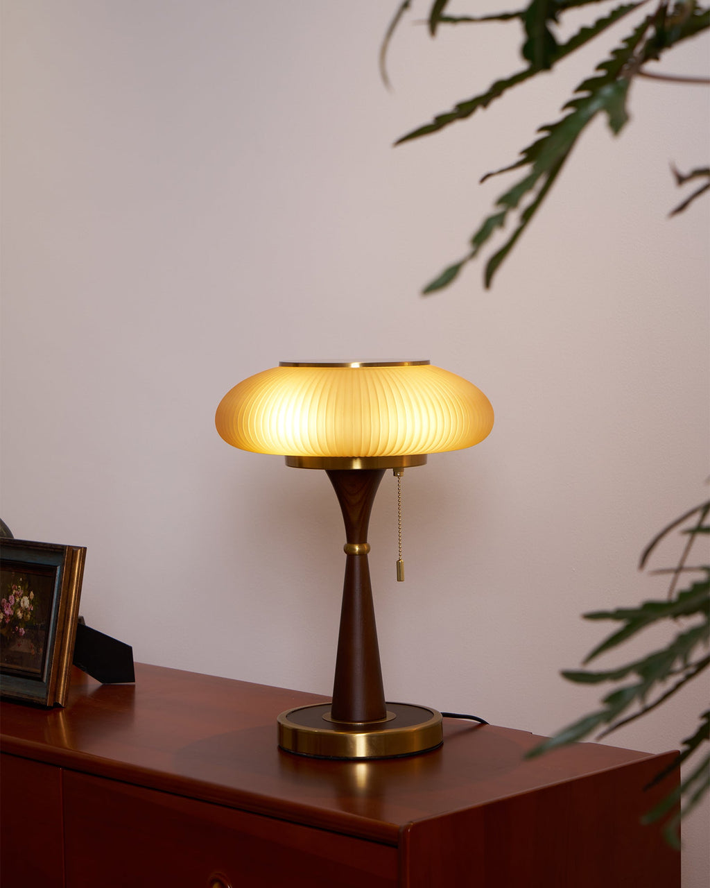 Mushroom Inspired Bedside Lamp Metal Glass Amber Finish 7