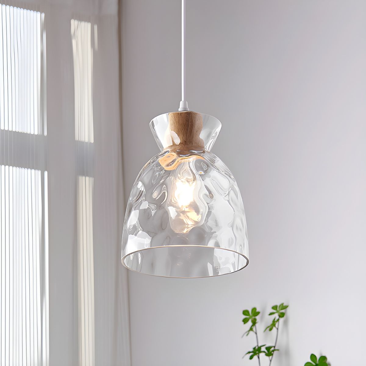 Nordic Clear Glass Pendant Light – Adjustable Height Kitchen Pendant Lighting 10