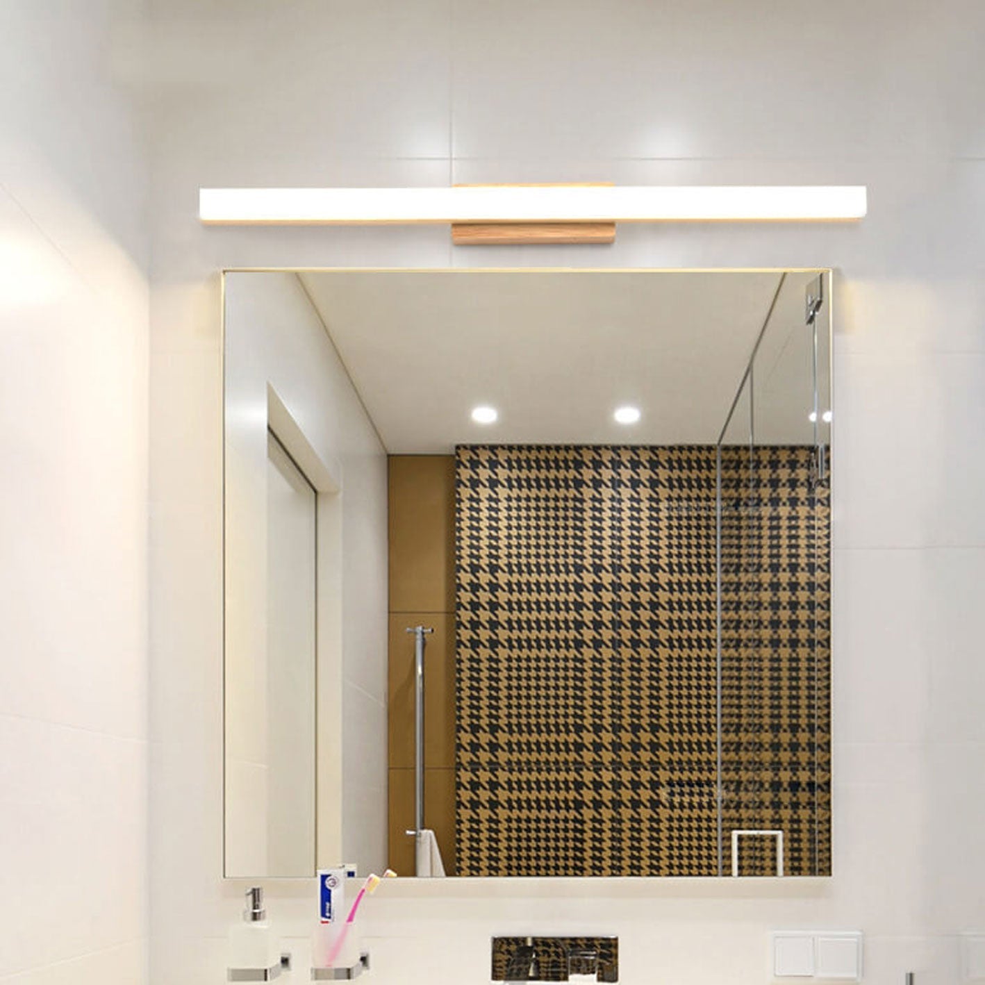 Nordic Minimalist Wooden LED Wall Sconce Lamp – Modern Bathroom and Living Room Wall Light with Energy-Efficient Design 11