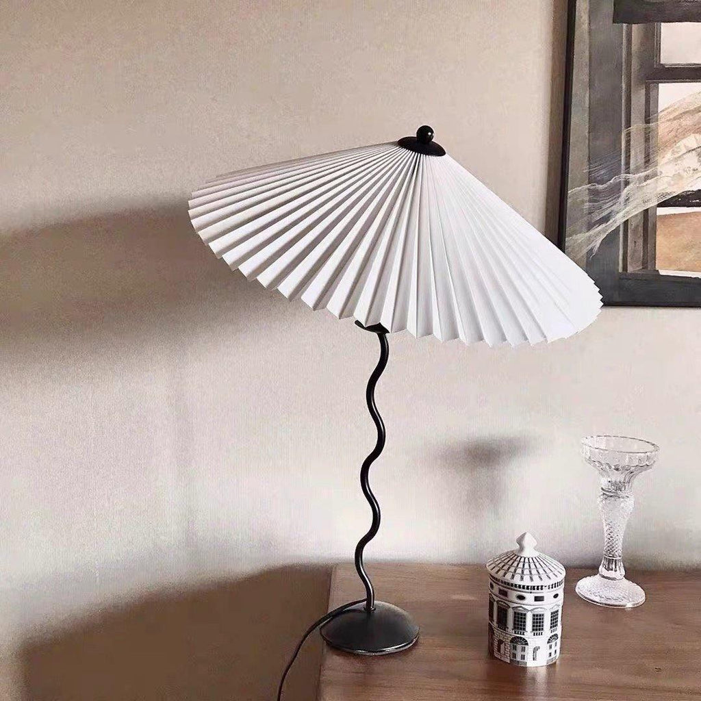 Nordic Style Origami Table Lamp – Curvy Design Bedside Lamp with Pleated Fabric Shade for Modern Interiors 5