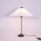 Nordic Style Origami Table Lamp – Curvy Design Bedside Lamp with Pleated Fabric Shade for Modern Interiors 9