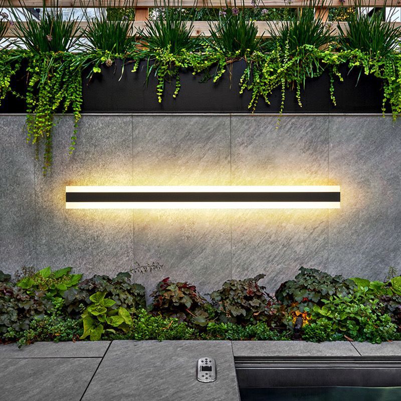 Outdoor LED Wall Sconce – Modern Minimalist Design for Garden and Terrace – Warm White Glow, Easy Installation, Durable Aluminum 4
