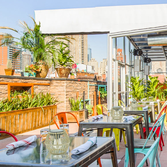 Outdoor Solar Lantern – Waterproof Green LED Solar Powered Lantern for Garden 2