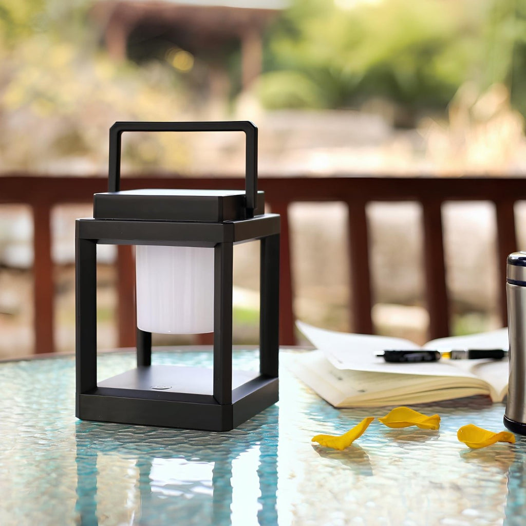 Outdoor Solar Lantern with Adjustable Brightness – Solar Powered Garden Light for Camping and Patio, IP44 Waterproof 3