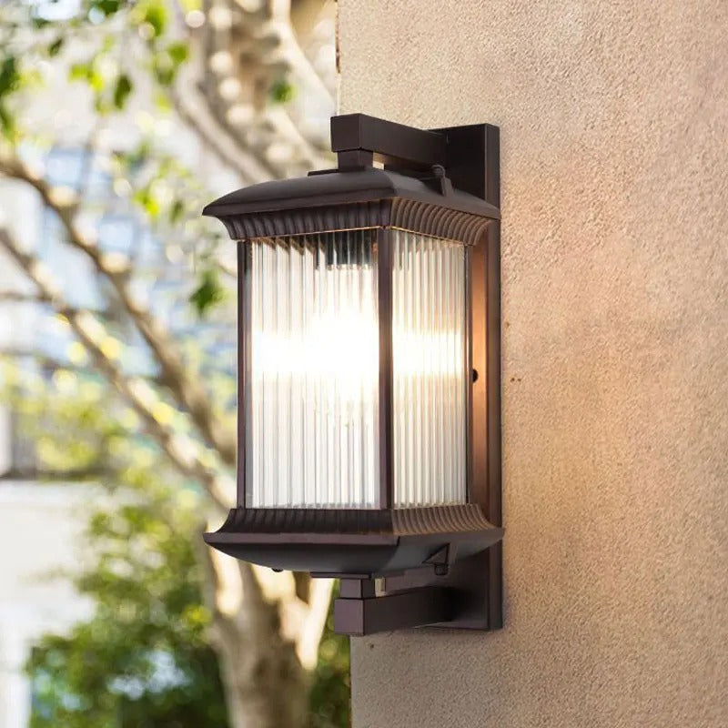 Outdoor Wall Lamp with Durable Aluminum Frame and Waterproof IP54 Rating - Brown 0