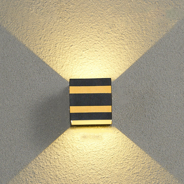 Outdoor Waterproof LED Wall Sconce Lamp - Modern Aluminum Square Exterior Wall Light 6