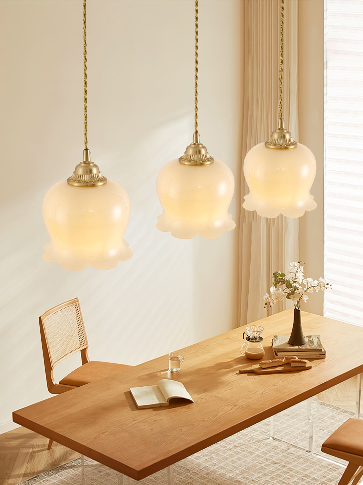 Resin Flower Pendant Light Brass Accent Compact Bedside Entry Light Home Decor Stack Clear 4