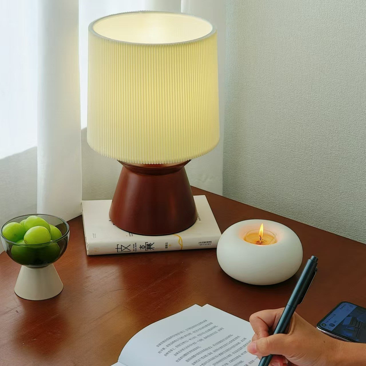 Retro Table Lamp with Solid Wood Base and Striped Lampshade – Elegant Vintage Bedside or Desk Lighting 2