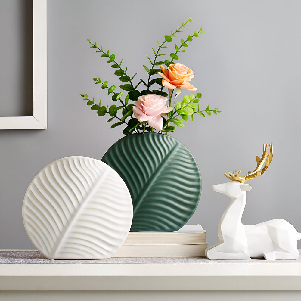 Scandinavian Ceramic Vase for Minimalist Flower Arrangements – Elegant Home Décor Piece 3