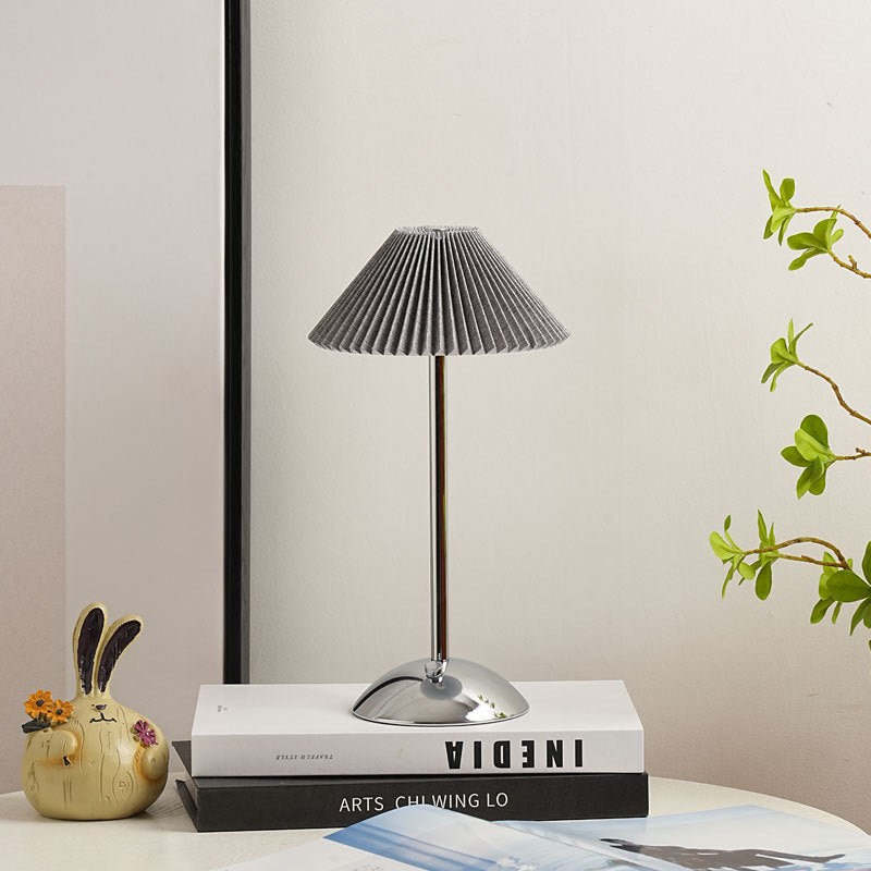 Scandinavian Rechargeable Table Lamp with Fabric Shade – Stylish Bedside Lamp for Modern Interiors 15
