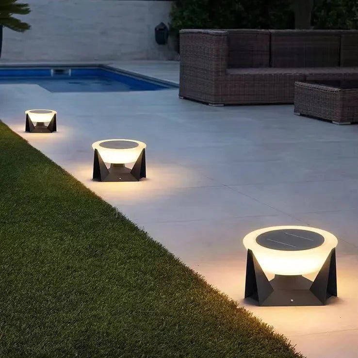 Solar Garden Lights with Motion Sensor – Energy-Efficient Outdoor LED Lamps for Pathways and Gardens 3
