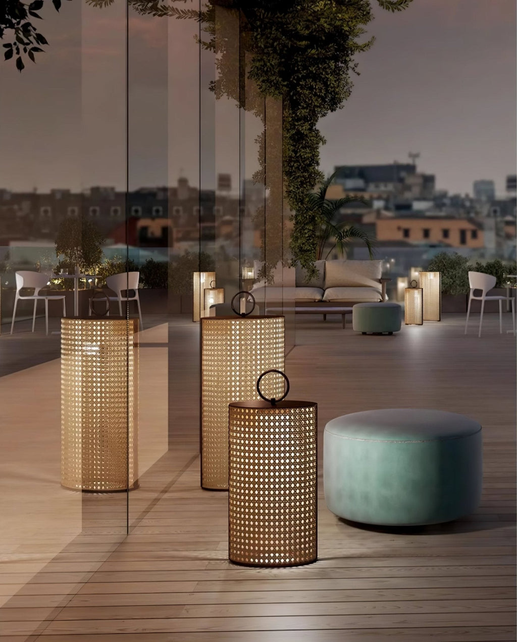Solar Outdoor Lantern with Remote Control - Solar Powered Garden Light 7
