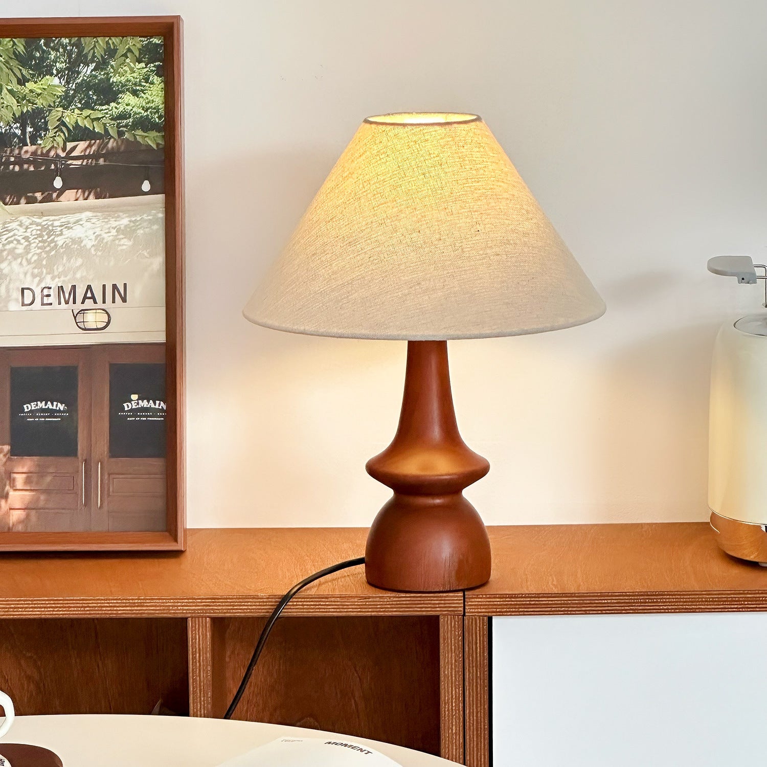 Vintage Solid Wood Table Lamp with Adjustable Lighting – Elegant Bedside or Desk Lamp for Home Decor 4