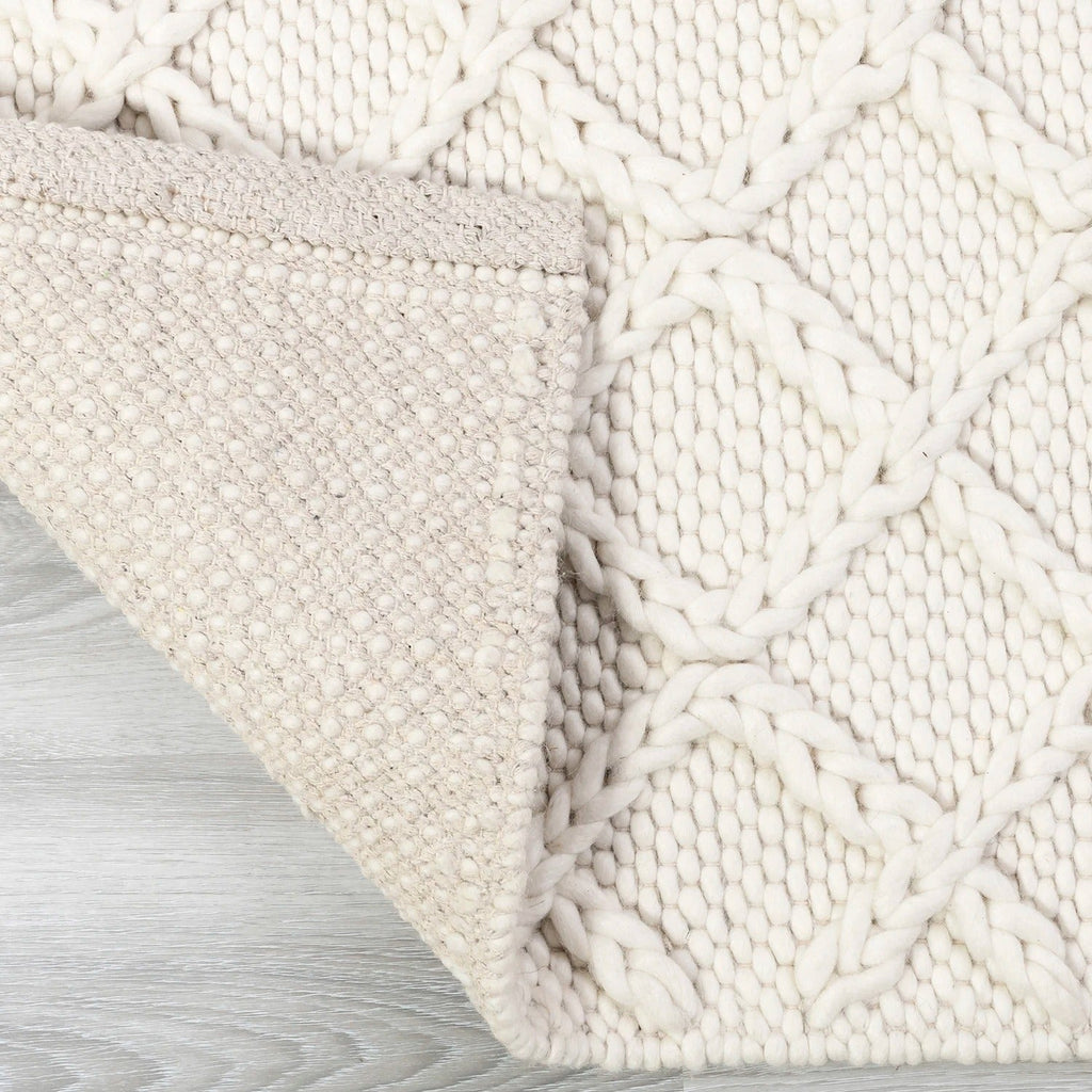 Wool and Cotton Blend Shiloh Rug – Thick, Soft Carpet with Anti-Slip Backing for Enhanced Comfort and Style 0