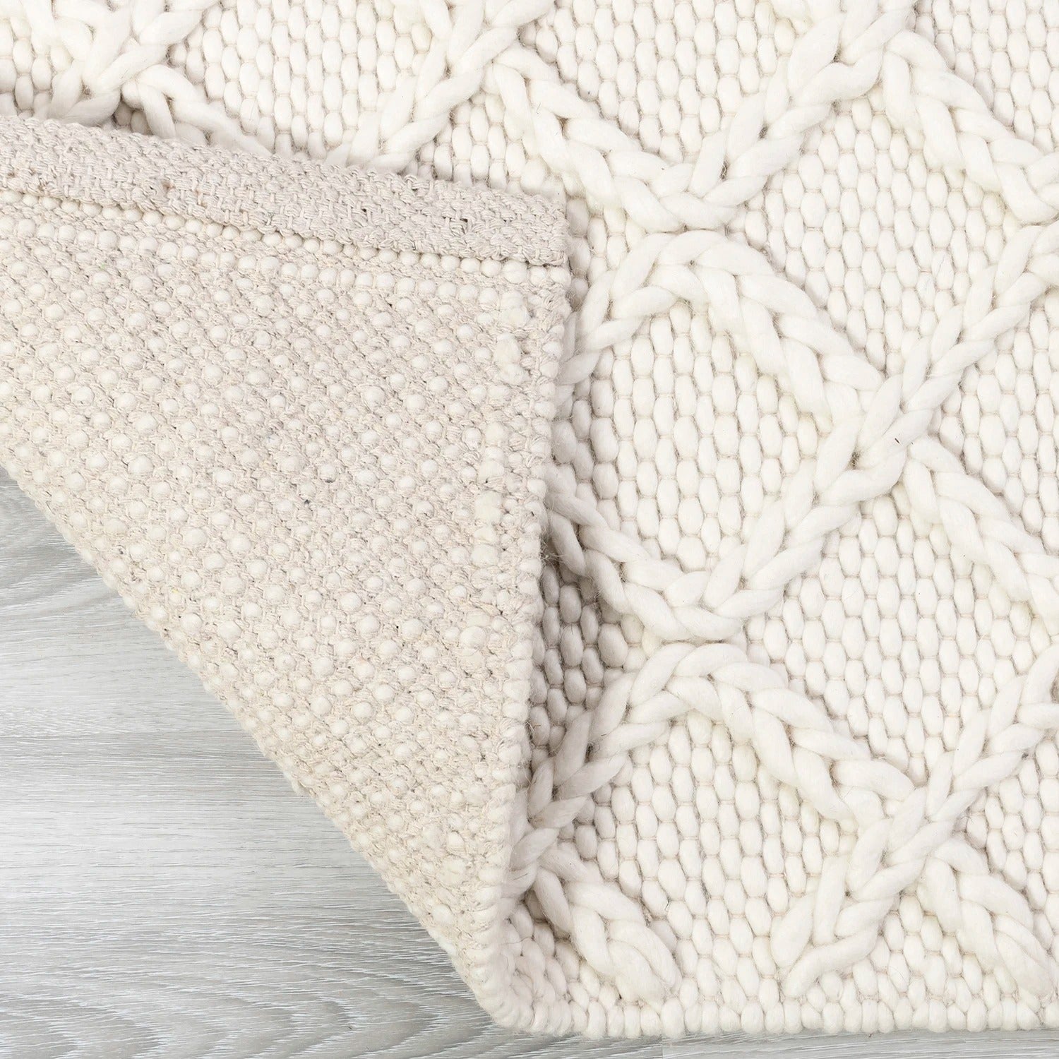 Wool and Cotton Blend Shiloh Rug – Thick, Soft Carpet with Anti-Slip Backing for Enhanced Comfort and Style 0