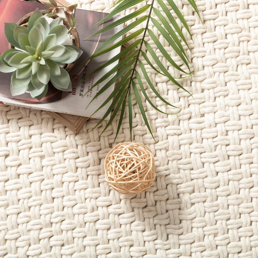 Wool and Cotton Blend Shiloh Rug – Thick, Soft Carpet with Anti-Slip Backing for Enhanced Comfort and Style 4